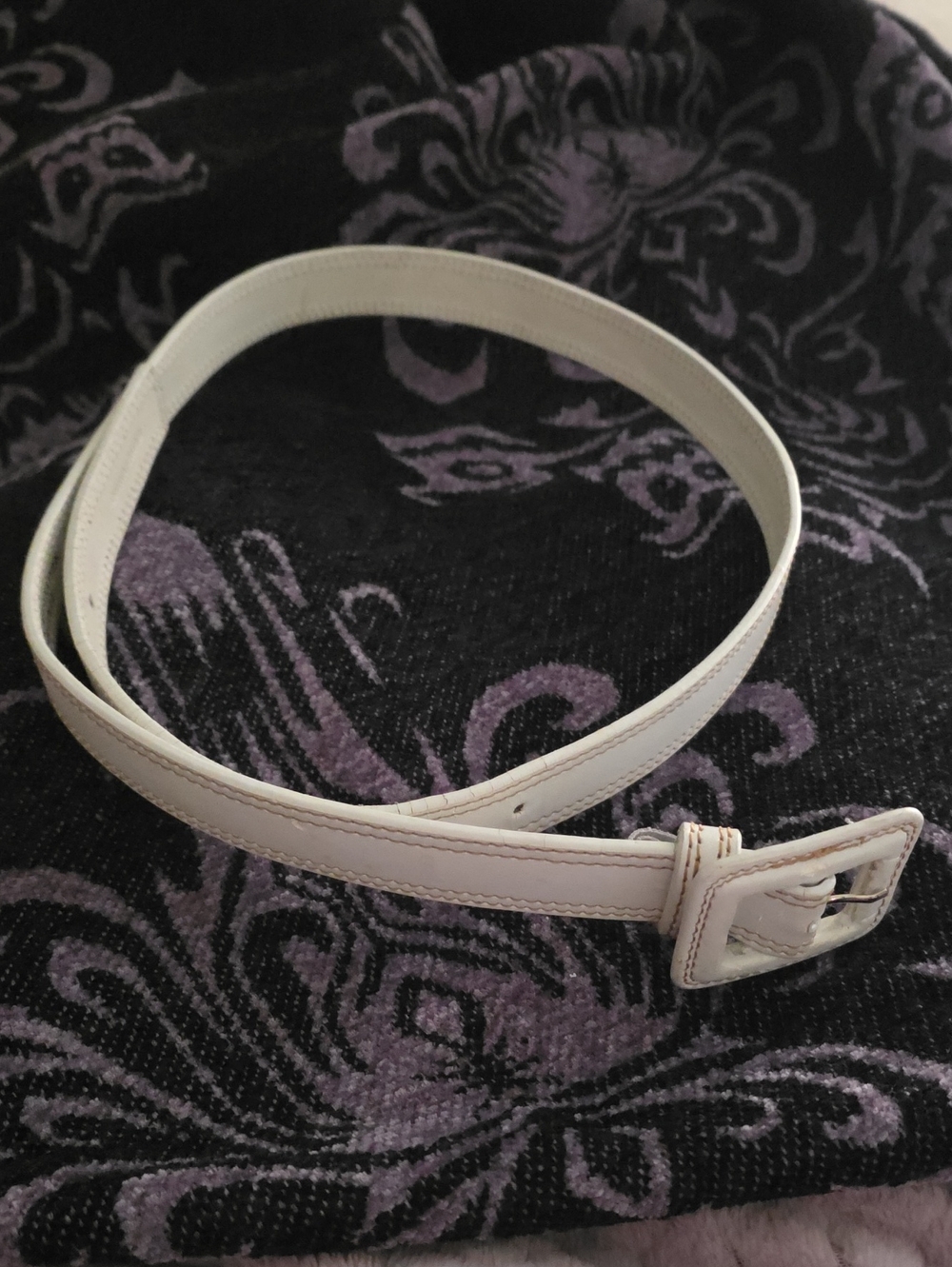 Chinese Laundry White Women's Leather Belt with Square Buckle